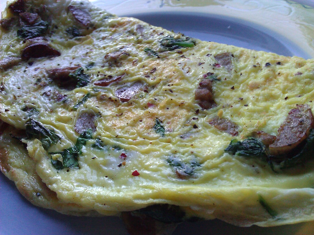 Sausage and spinach omelet