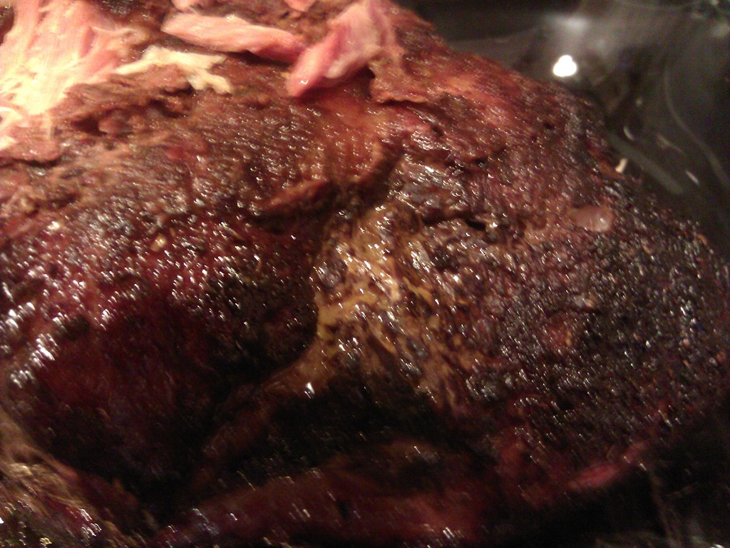 Cooking pork shoulder on the BBQ