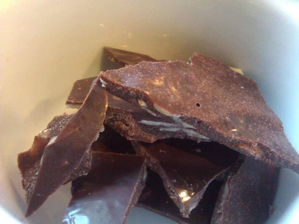 Making low carb coconut oil chocolate